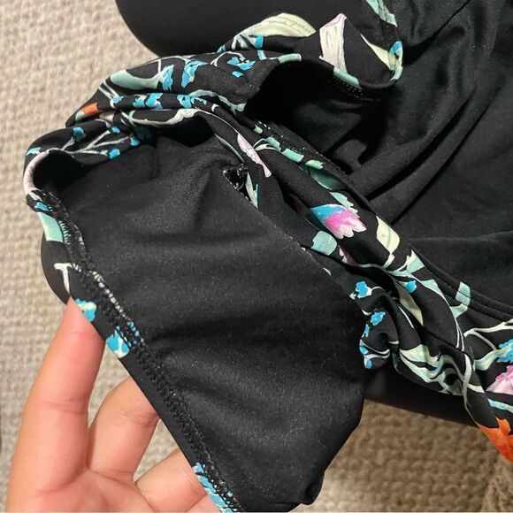 Kate Spade Marina Black Hummingbird One- Piece Swimsuit- Size Small - Picture 8 of 9